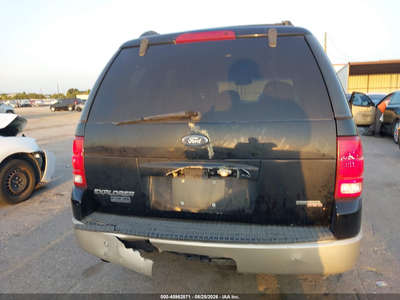 2005 FORD EXPLORER EDDIE BAUER · 6/11