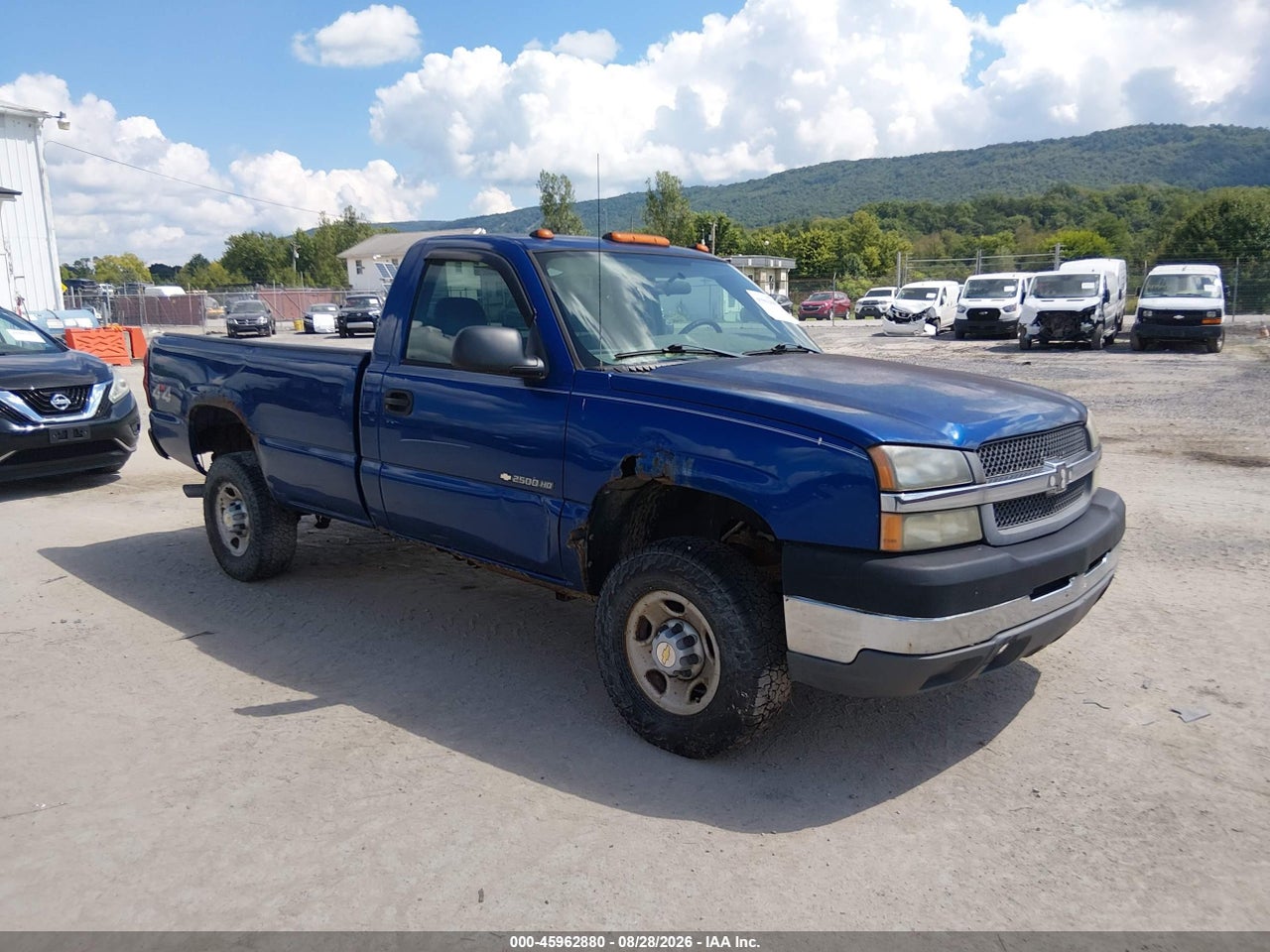 2004 CHEVROLET SILVERADO 2500HD WORK TRUCK