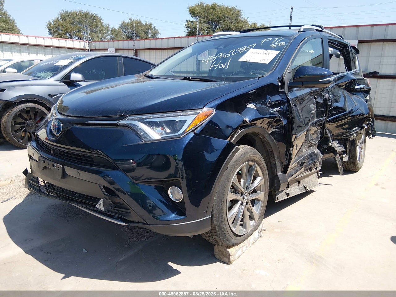 2018 TOYOTA RAV4 HYBRID LIMITED · 2/10