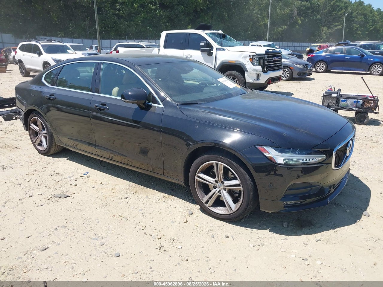 LVY982AK9JP****** · 2018 VOLVO S90 T5 MOMENTUM