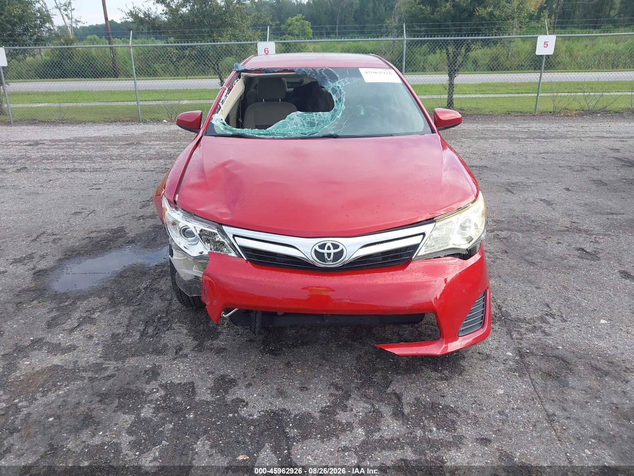 2014 TOYOTA CAMRY LE · 6/11