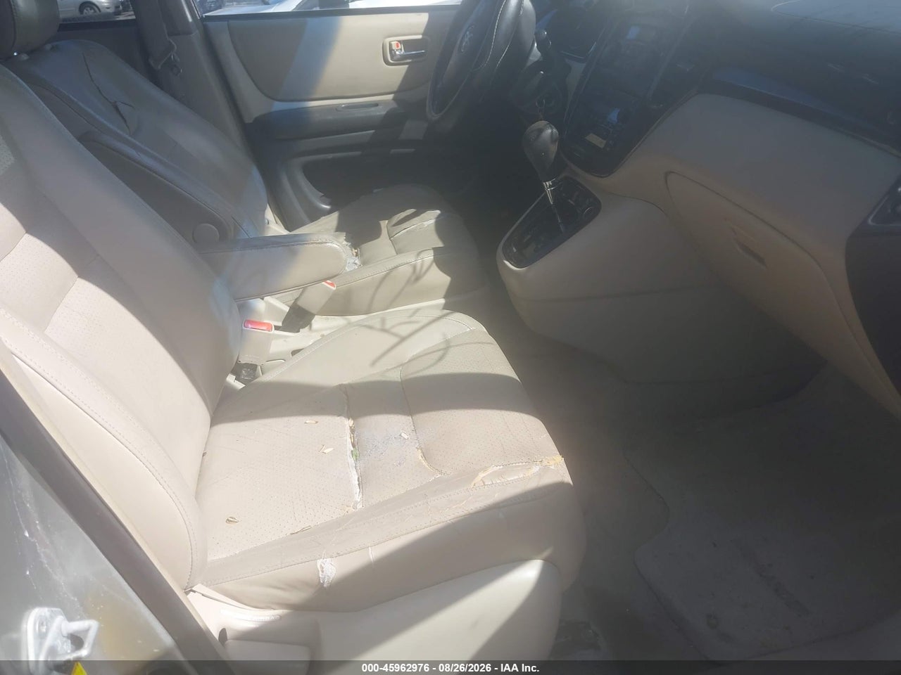 2001 TOYOTA HIGHLANDER V6 · 5/11