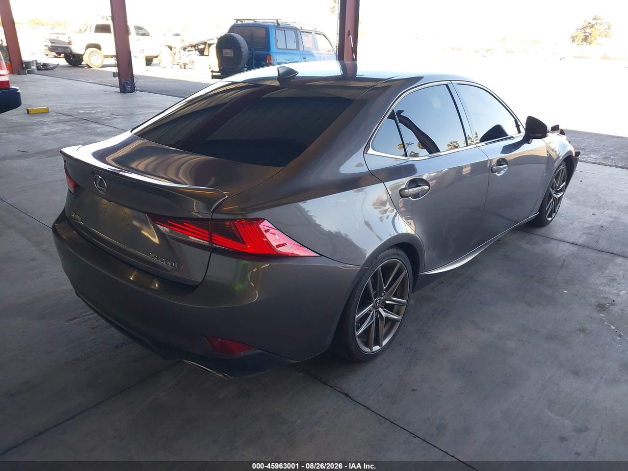 2017 LEXUS IS 200T · 4/11