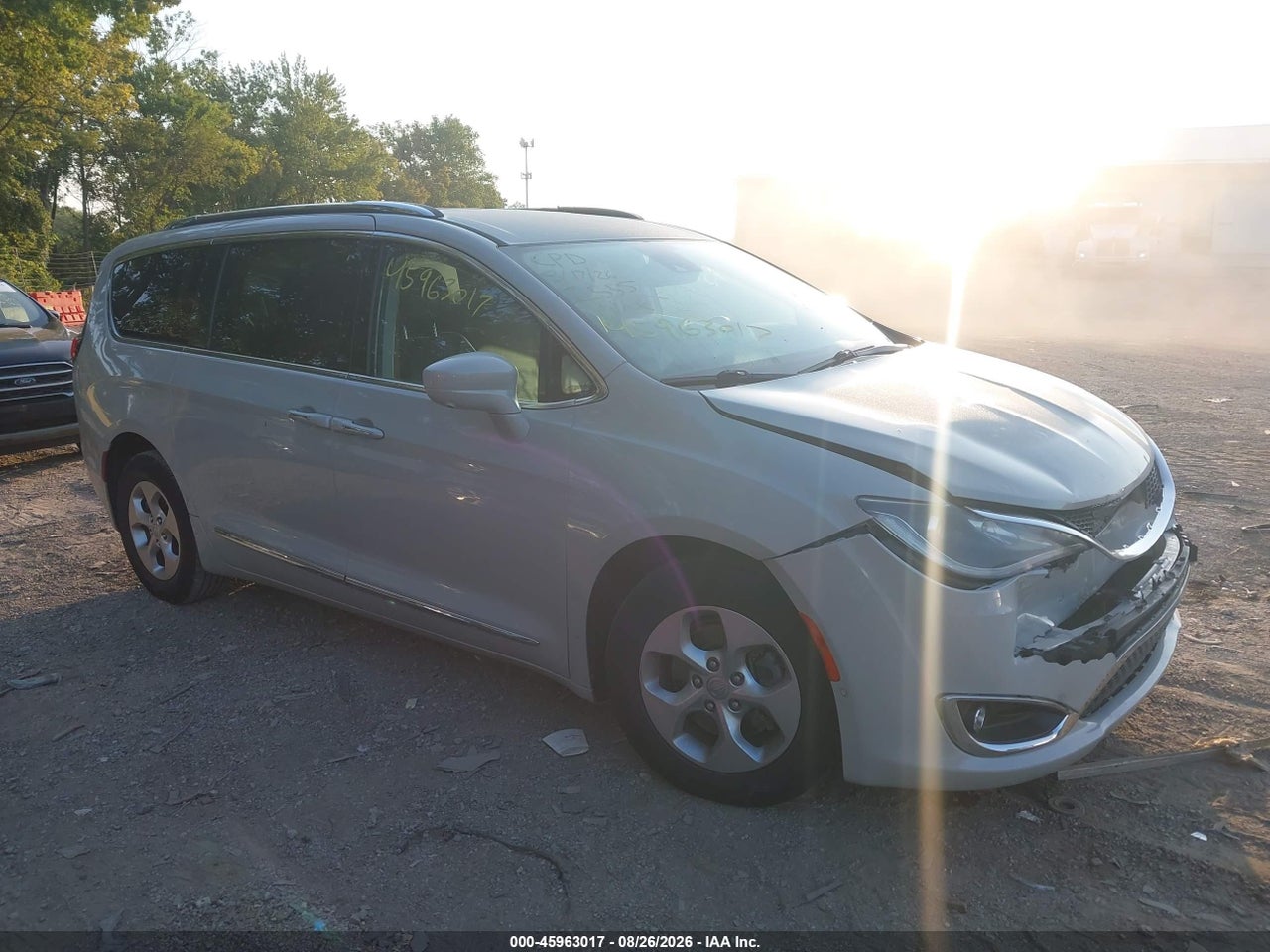 2C4RC1EG6HR****** · 2017 CHRYSLER PACIFICA TOURING-L PLUS