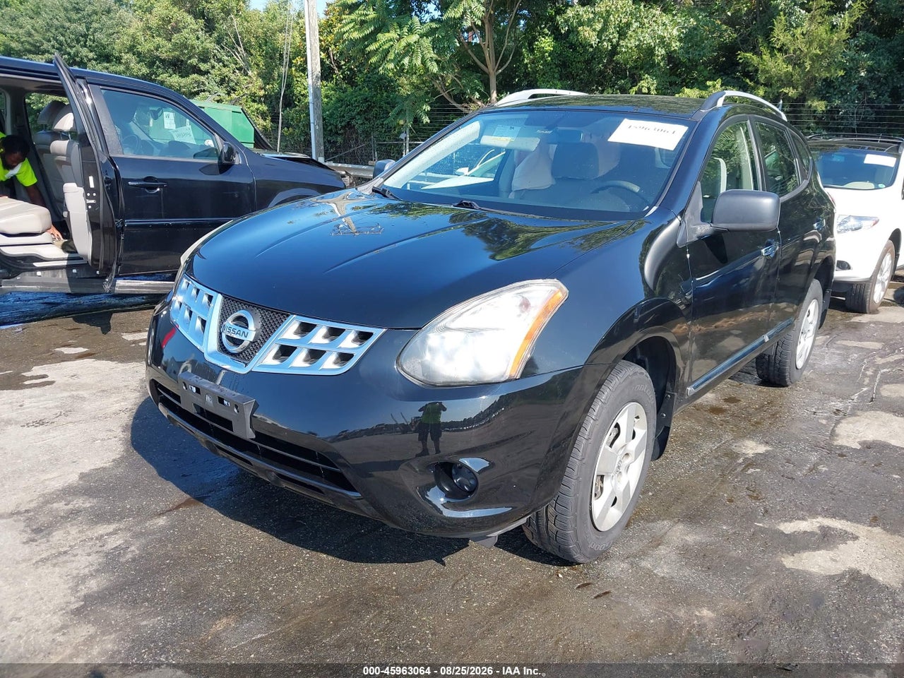 2014 NISSAN ROGUE SELECT S · 2/11