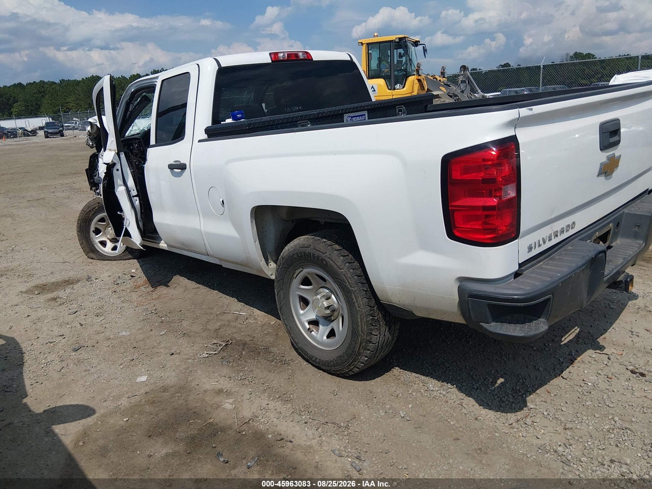 2015 CHEVROLET SILVERADO 1500 WT · 3/11