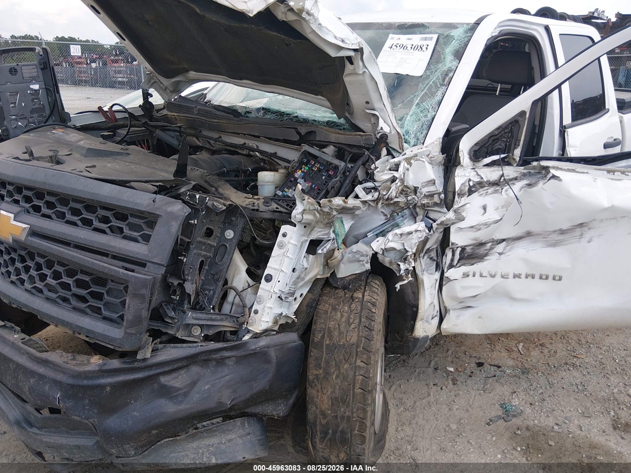 2015 CHEVROLET SILVERADO 1500 WT · 6/11