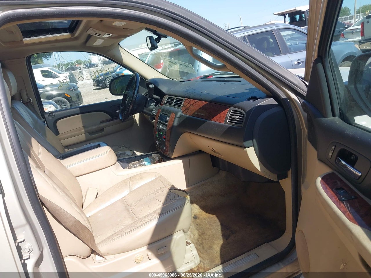 2007 CHEVROLET SUBURBAN 2500 LT · 5/11