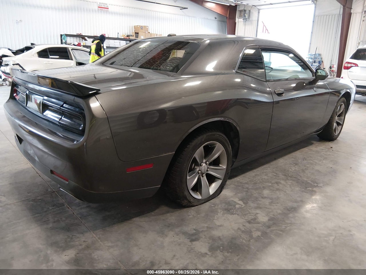 2015 DODGE CHALLENGER SXT · 4/11