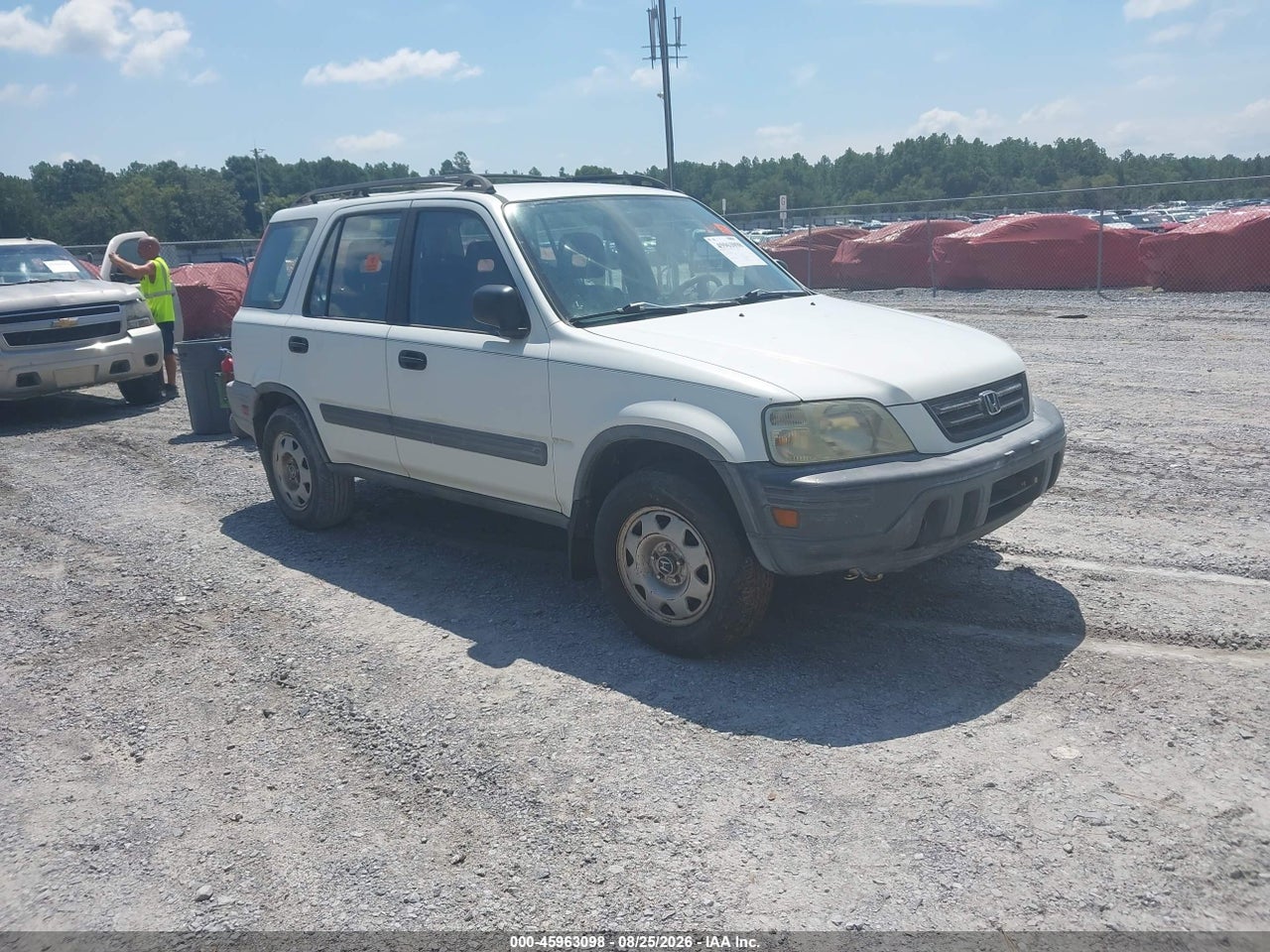 JHLRD1748YC****** · 2000 HONDA CR-V LX