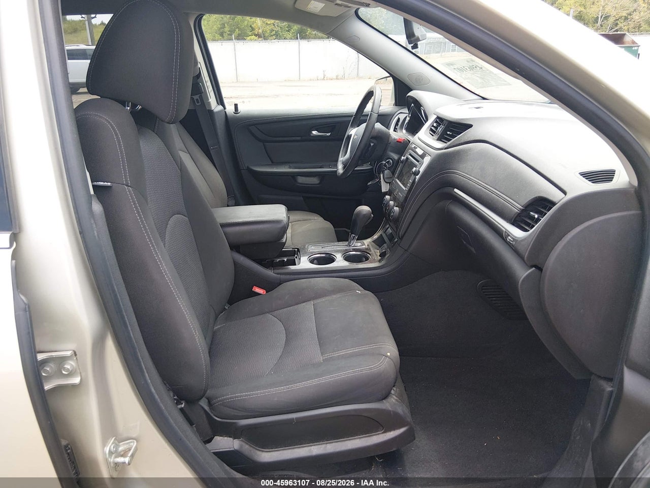 2017 CHEVROLET TRAVERSE LT · 5/11