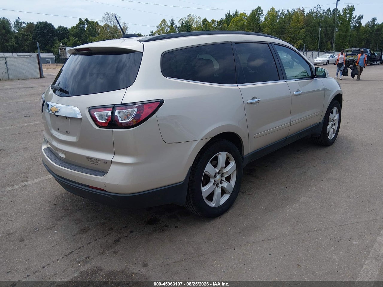 2017 CHEVROLET TRAVERSE LT · 4/11