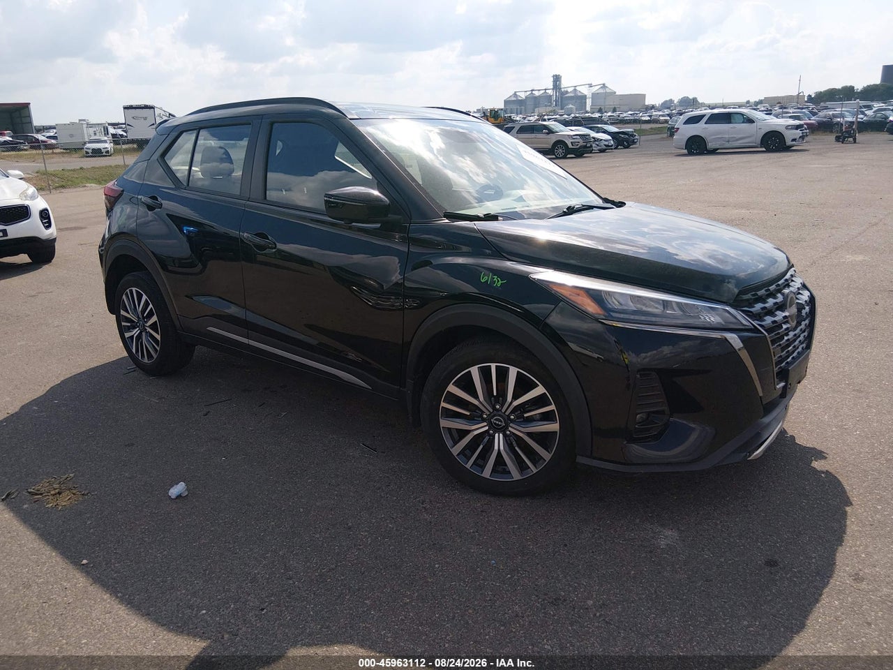 3N1CP5DV8RL****** · 2024 NISSAN KICKS SR XTRONIC CVT