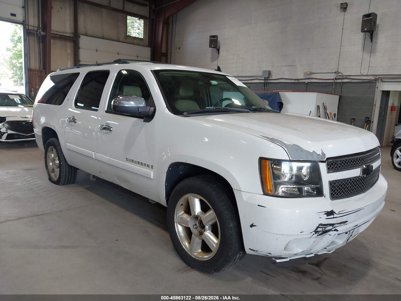 3GNFK16308G****** · 2008 CHEVROLET SUBURBAN 1500 LTZ