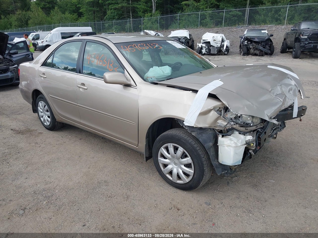 4T1BE30K45U****** · 2005 TOYOTA CAMRY LE