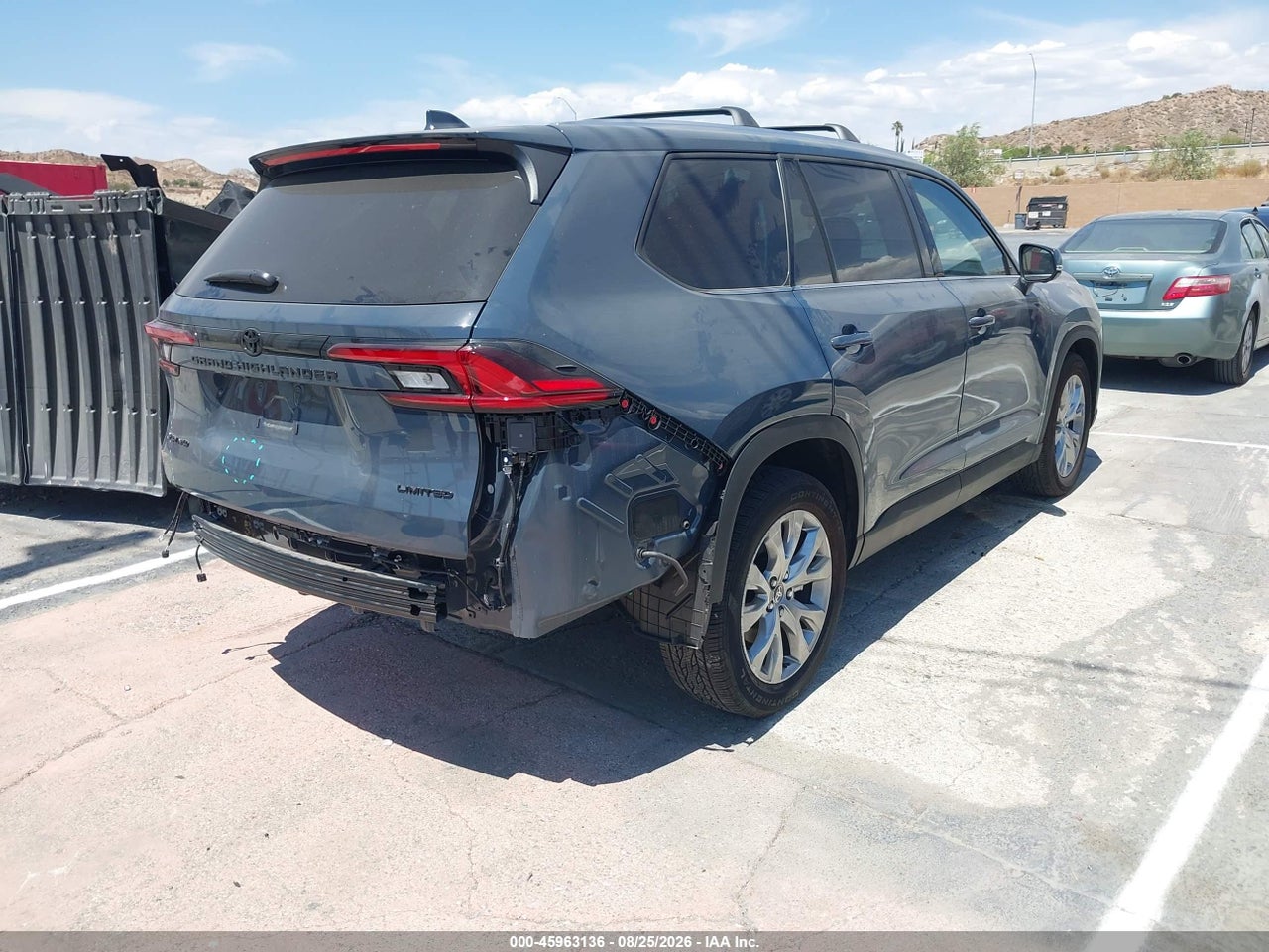 2026 TOYOTA GRAND HIGHLANDER HYBRID LIMITED · 4/11