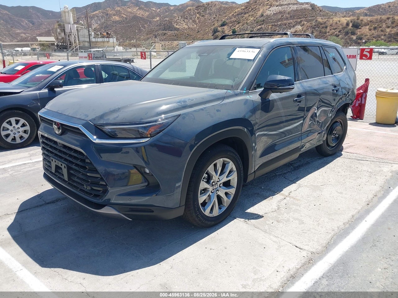 2026 TOYOTA GRAND HIGHLANDER HYBRID LIMITED · 2/11