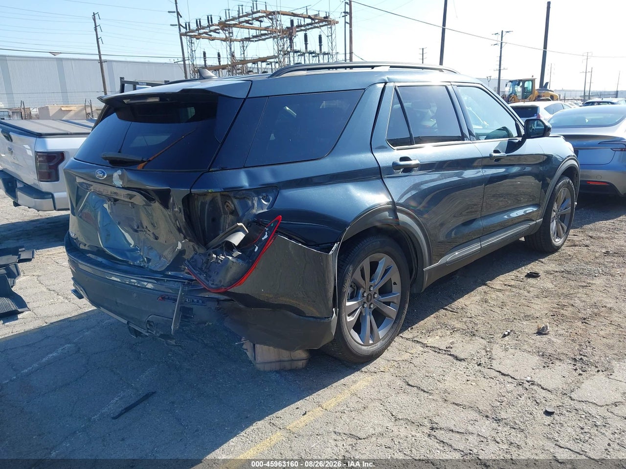 2022 FORD EXPLORER XLT · 4/11