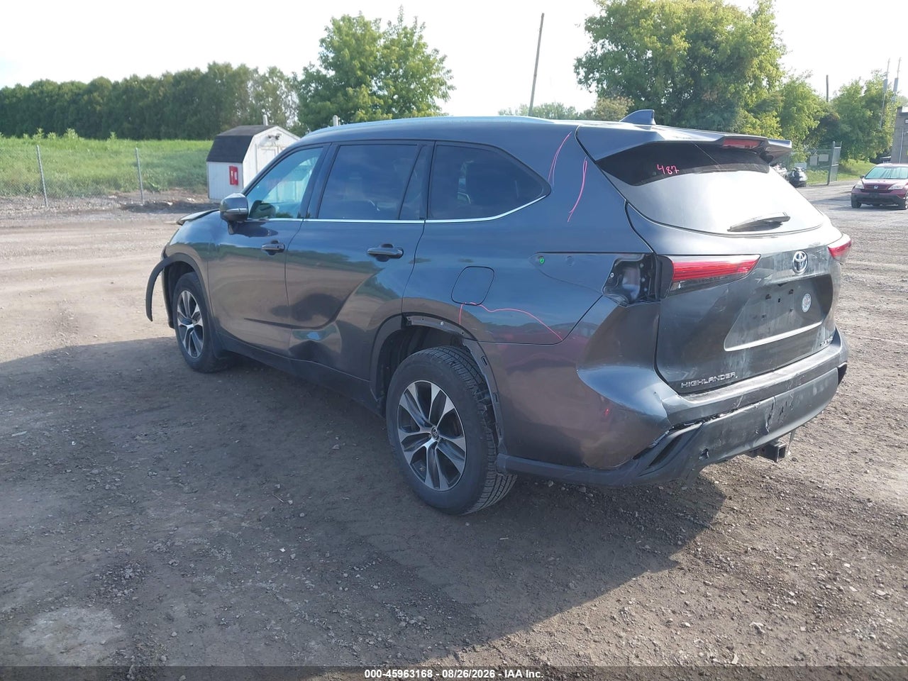 2020 TOYOTA HIGHLANDER XLE · 3/11