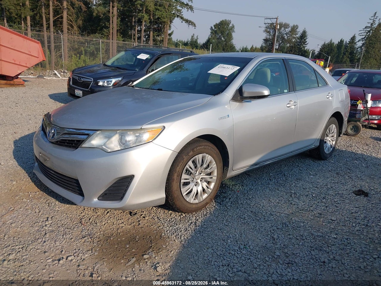 2013 TOYOTA CAMRY HYBRID LE · 2/11