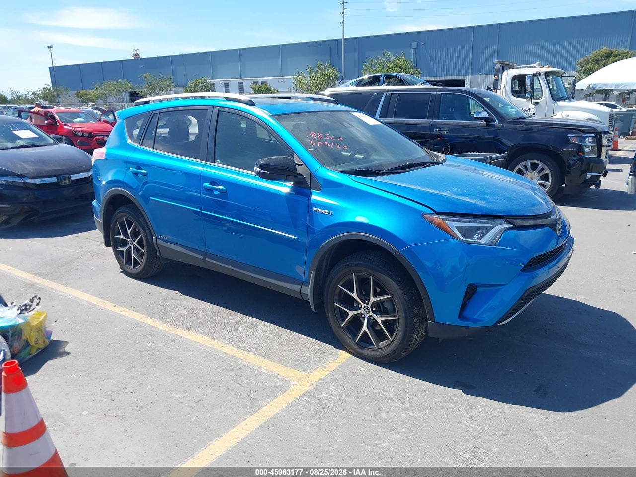 JTMJJREVXHD****** · 2017 TOYOTA RAV4 HYBRID SE