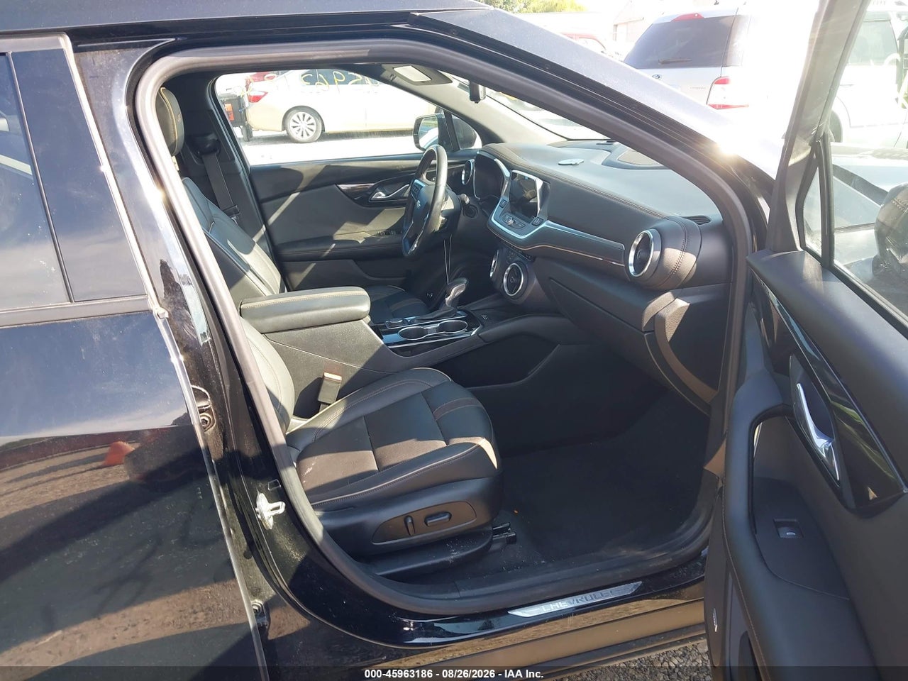 2021 CHEVROLET BLAZER AWD PREMIER · 5/11