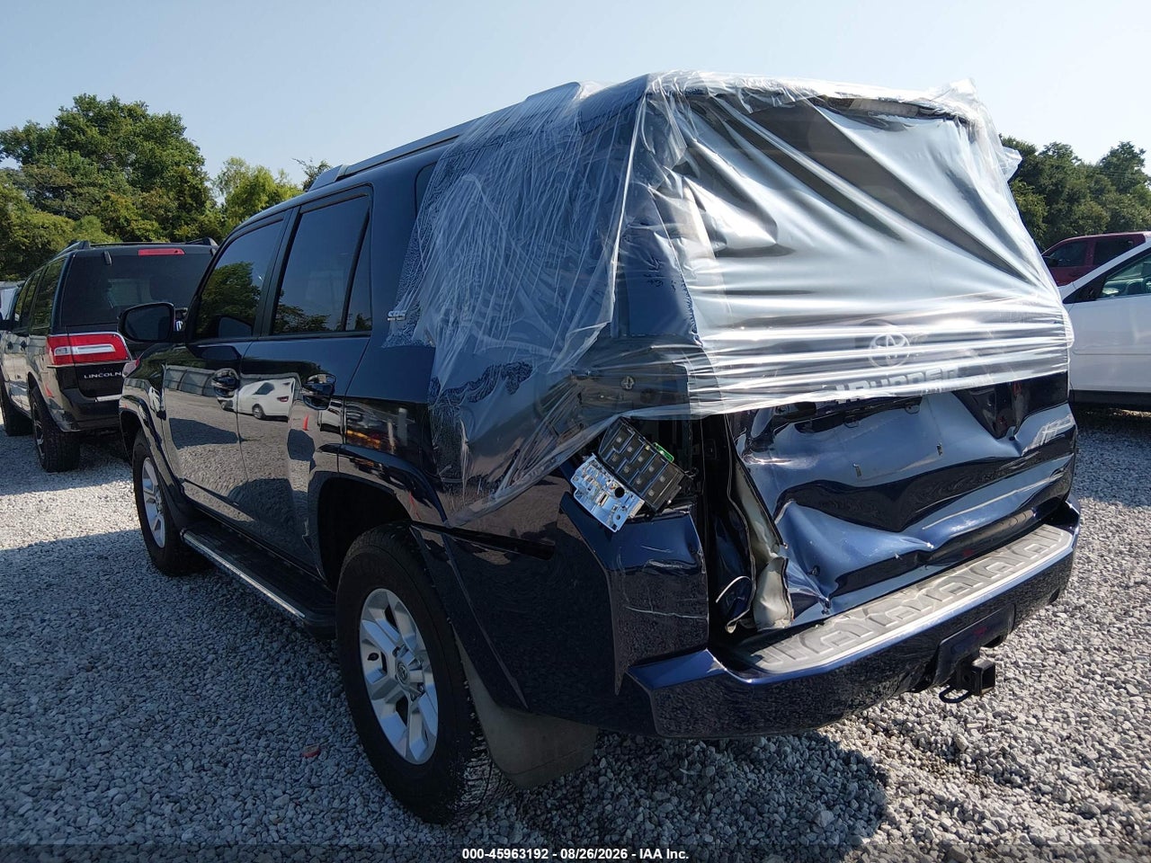 2017 TOYOTA 4RUNNER SR5 · 3/11