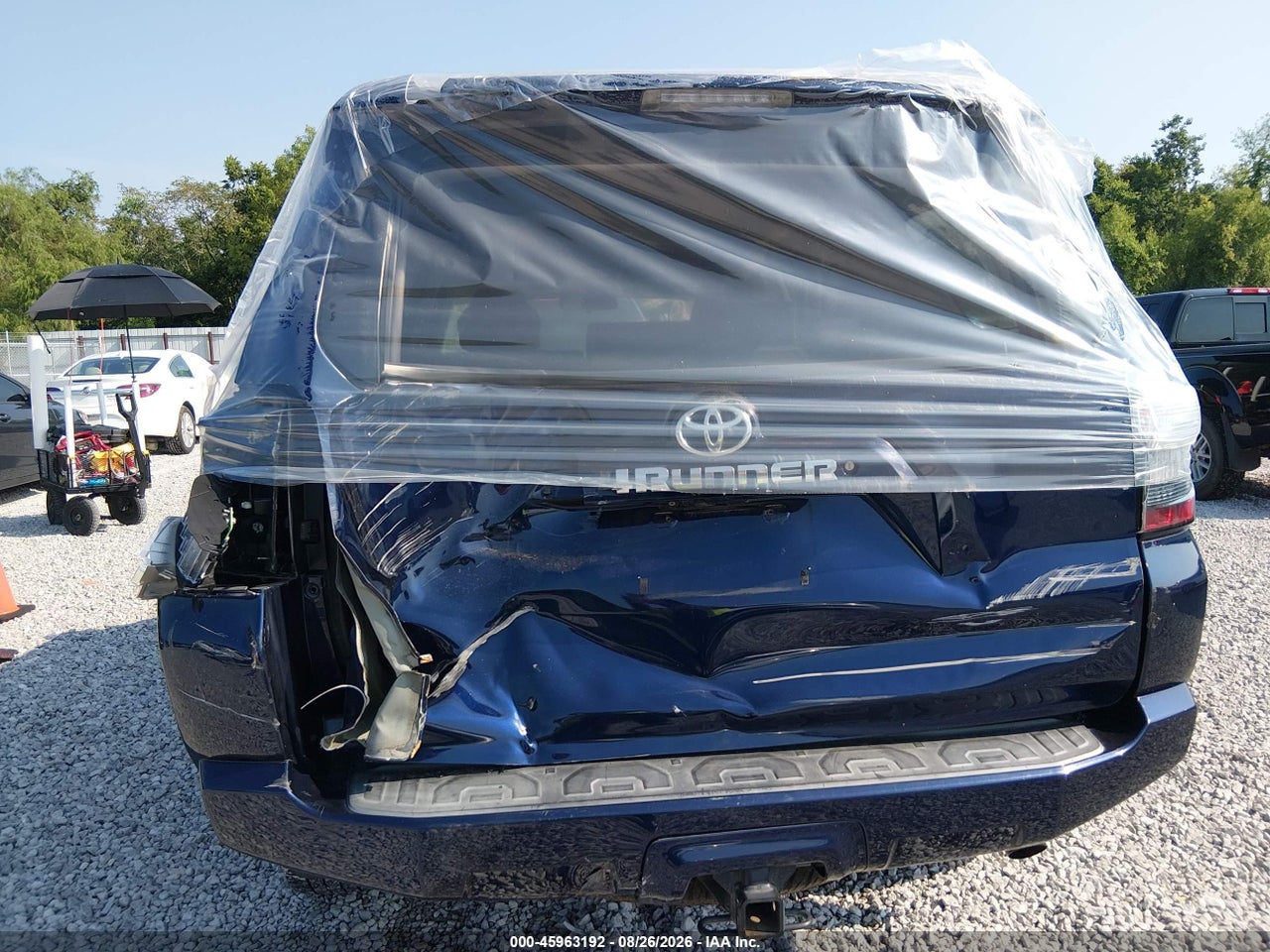 2017 TOYOTA 4RUNNER SR5 · 6/11