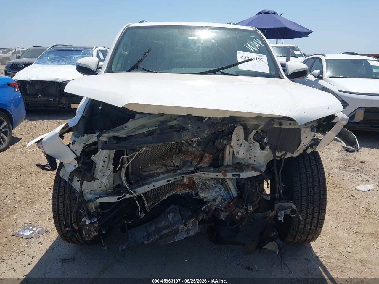 2019 TOYOTA 4RUNNER SR5 · 6/11
