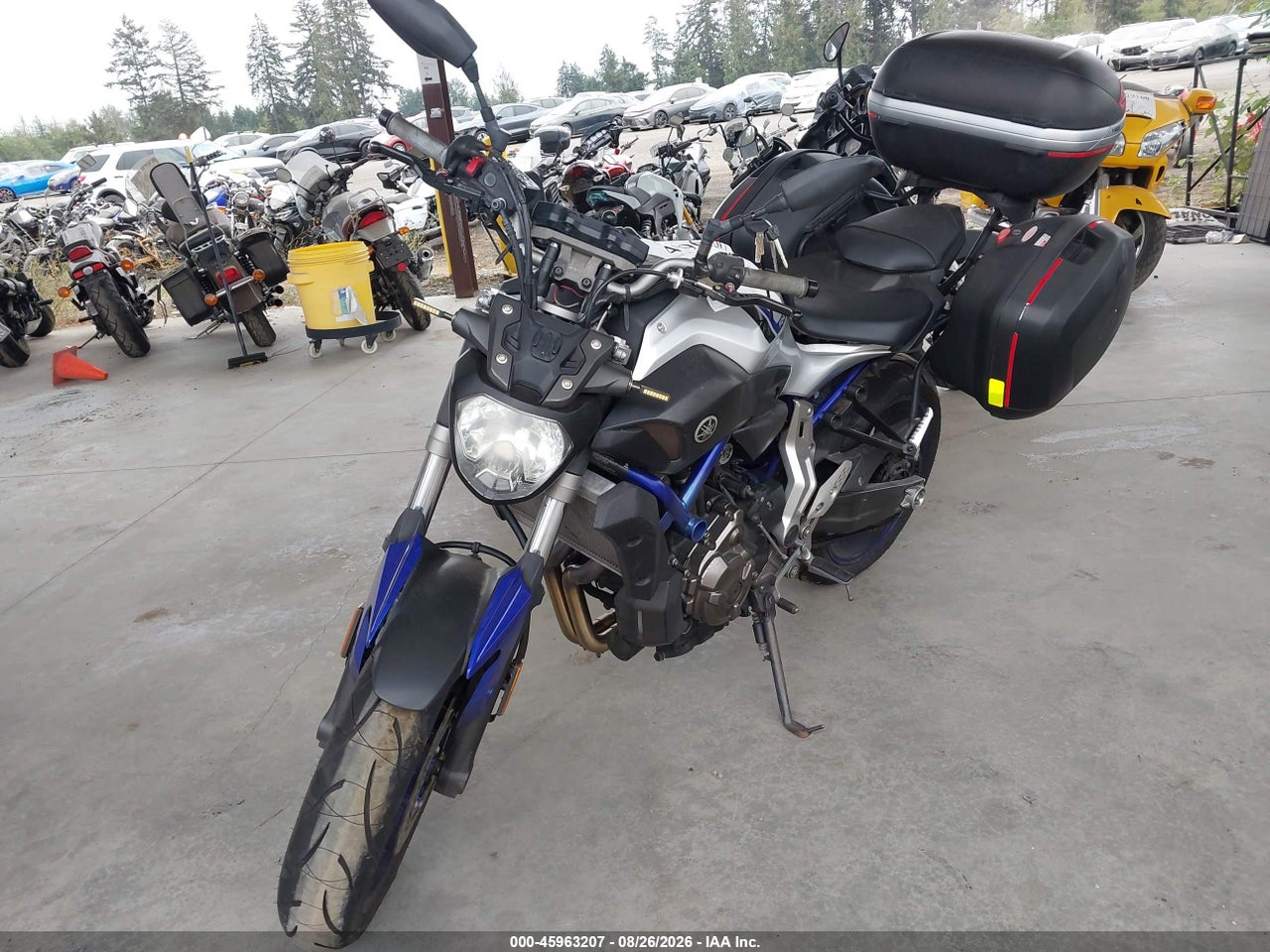 2016 YAMAHA FZ07 · 2/11