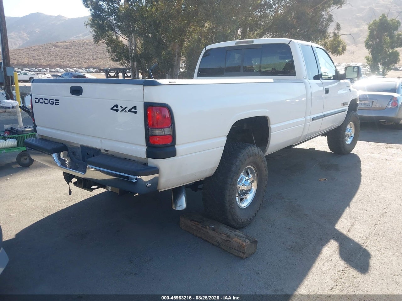 2002 DODGE RAM 2500 ST · 4/11