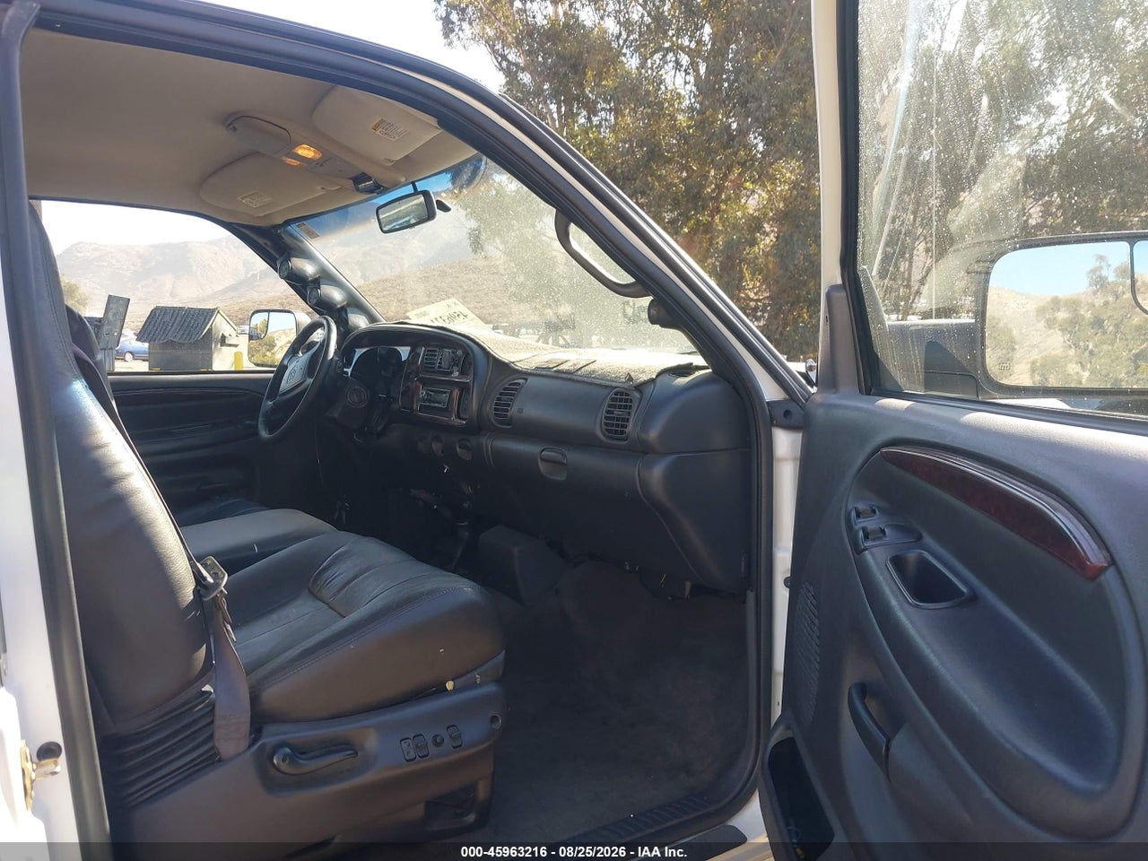 2002 DODGE RAM 2500 ST · 5/11