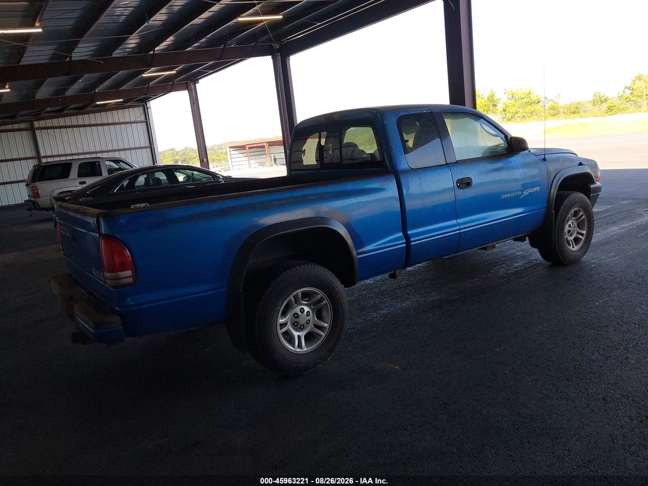 2001 DODGE DAKOTA SLT/SPORT · 4/11
