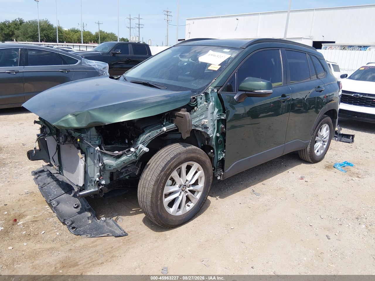 2024 TOYOTA COROLLA CROSS LE · 2/11