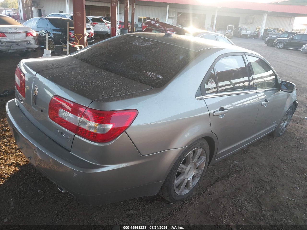 2009 LINCOLN MKZ · 4/11