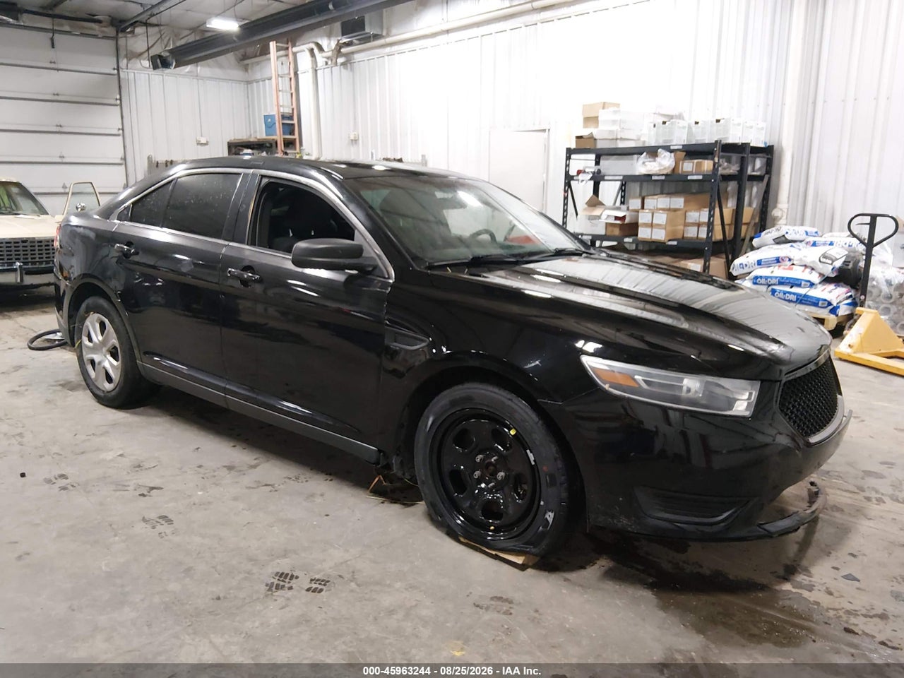1FAHP2M8XDG****** · 2013 FORD POLICE INTERCEPTOR
