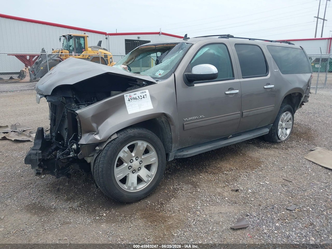 2011 GMC YUKON XL 1500 SLT · 2/11