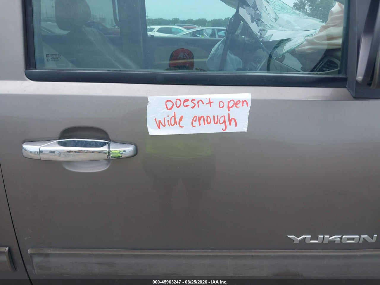 2011 GMC YUKON XL 1500 SLT · 5/11