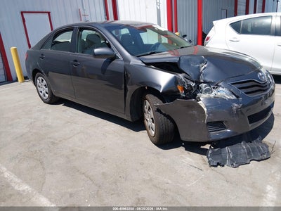 4T4BF3EK6BR****** · 2011 TOYOTA CAMRY LE