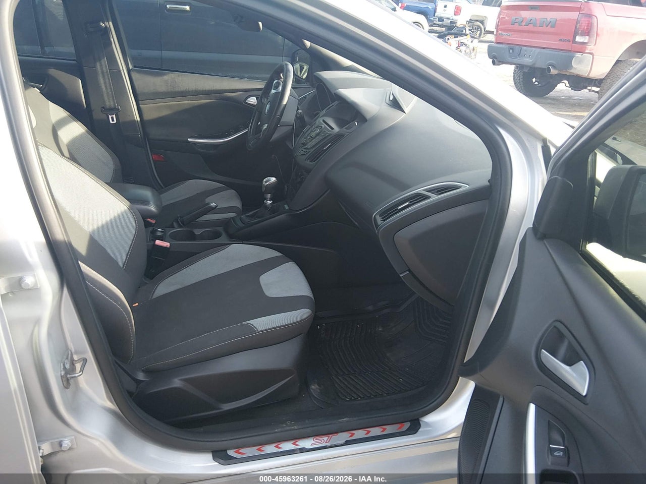 2013 FORD FOCUS ST · 5/11