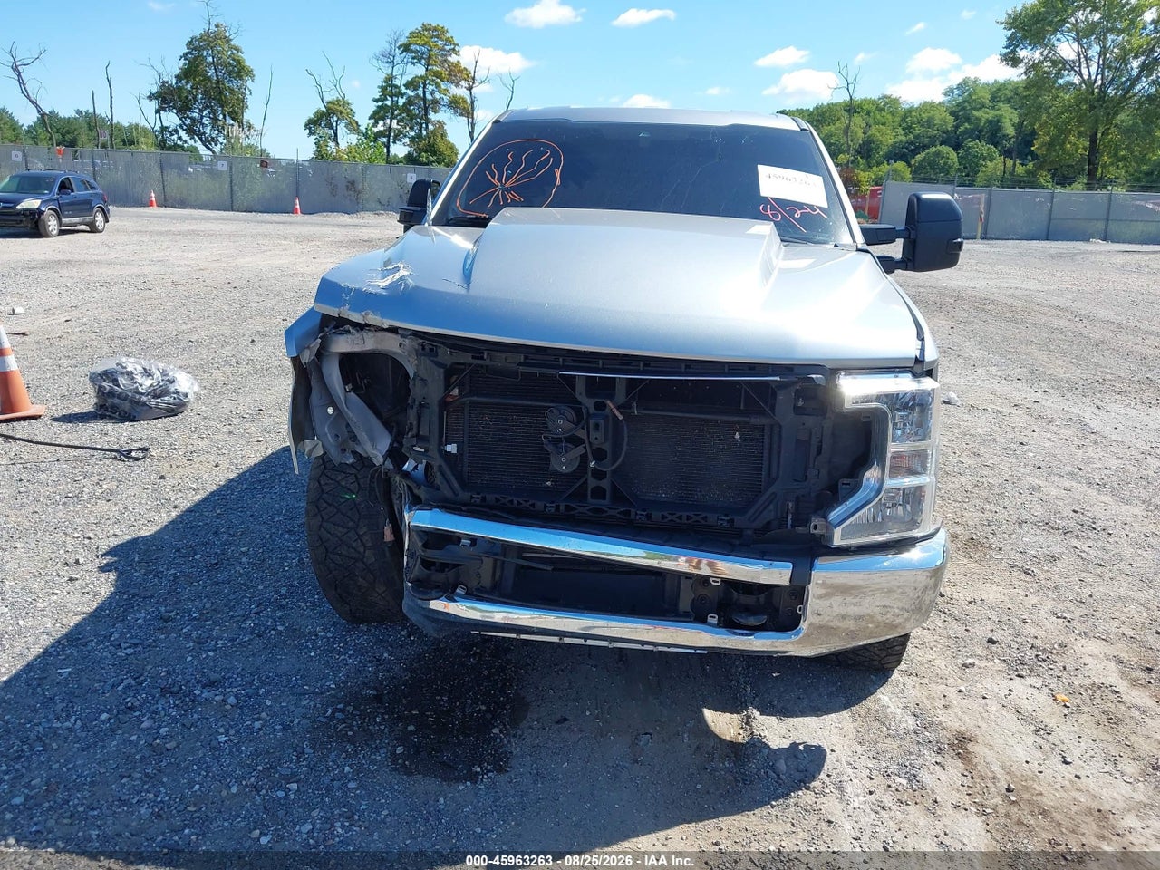 2020 FORD F-250 XLT · 6/11
