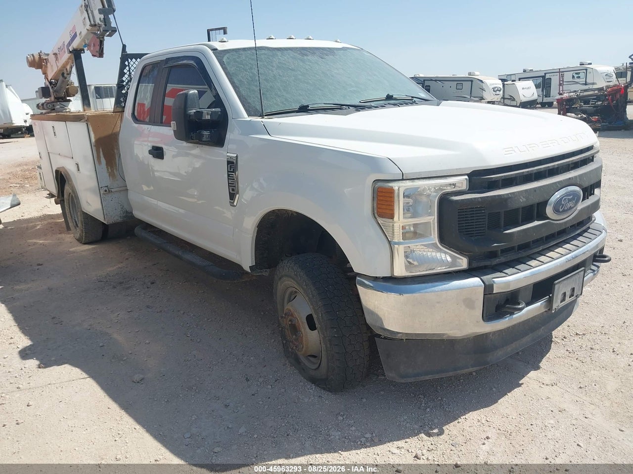 2022 FORD F-350 CHASSIS XL