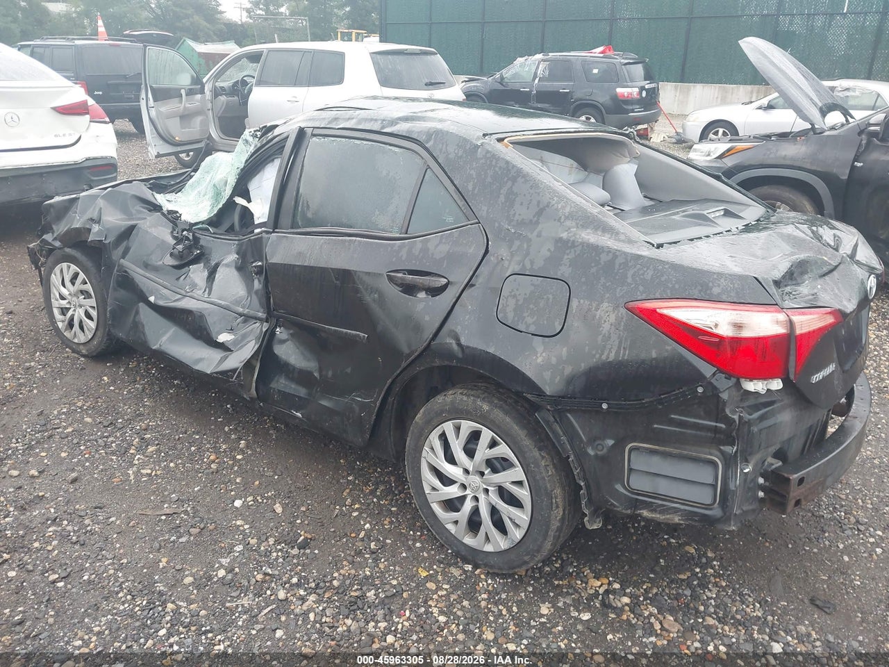 2017 TOYOTA COROLLA LE · 3/10