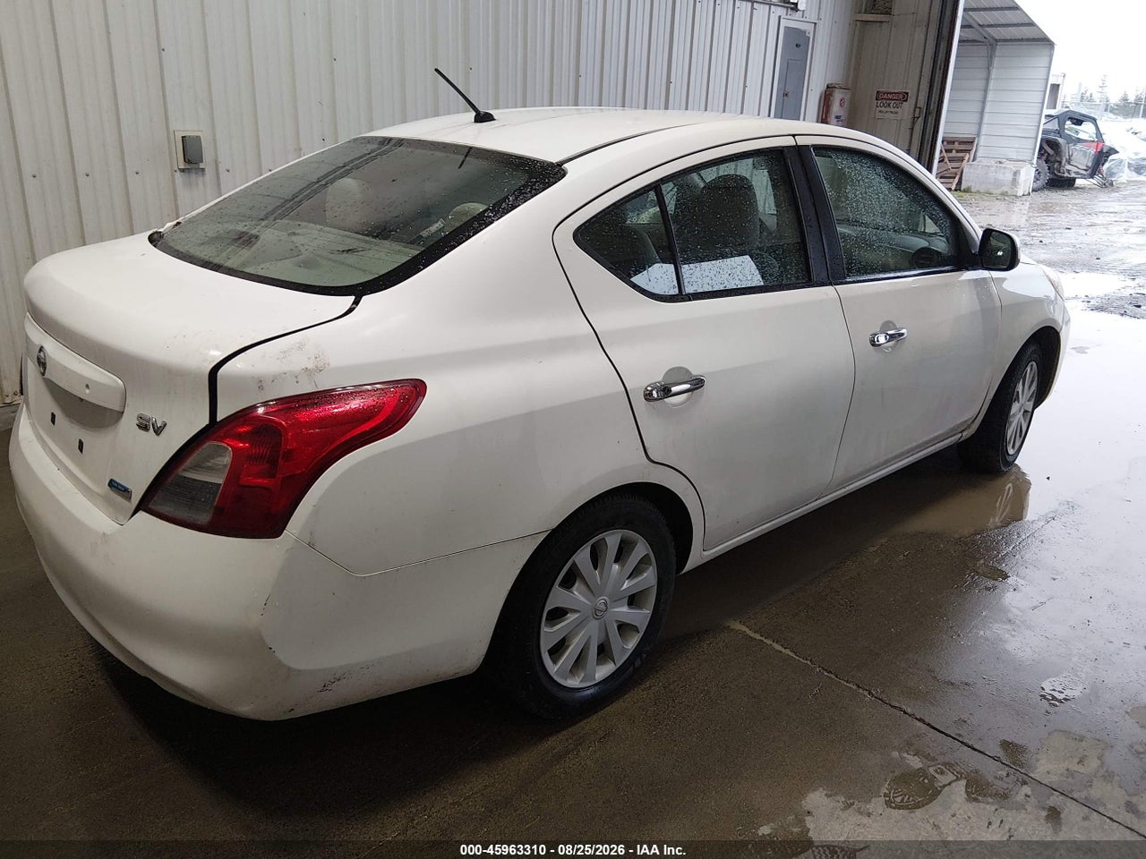 2012 NISSAN VERSA 1.6 SV · 4/11