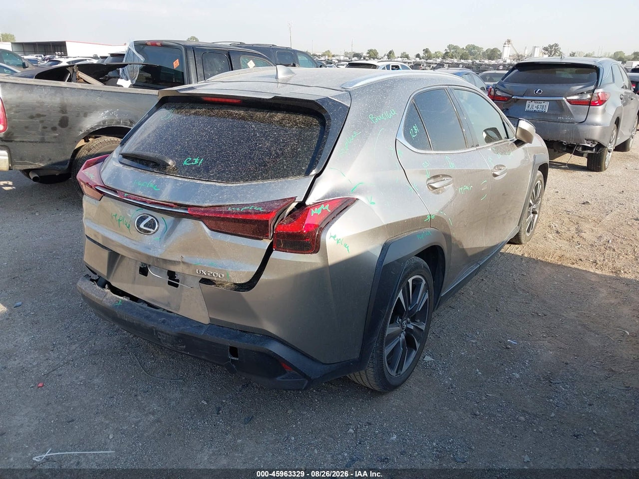2019 LEXUS UX 200 · 4/11