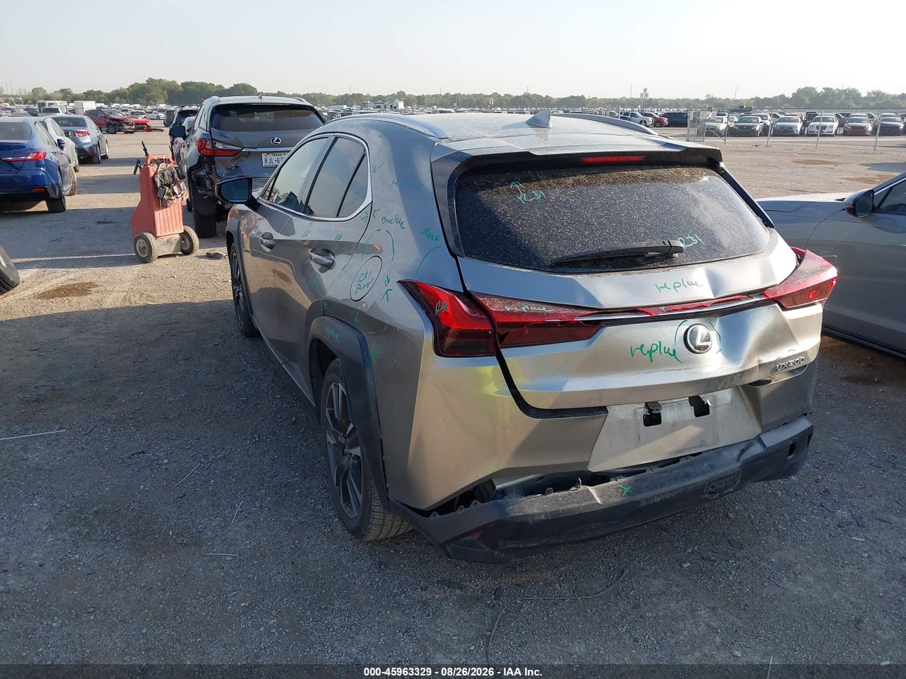 2019 LEXUS UX 200 · 3/11