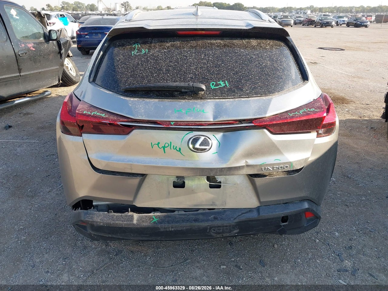 2019 LEXUS UX 200 · 6/11