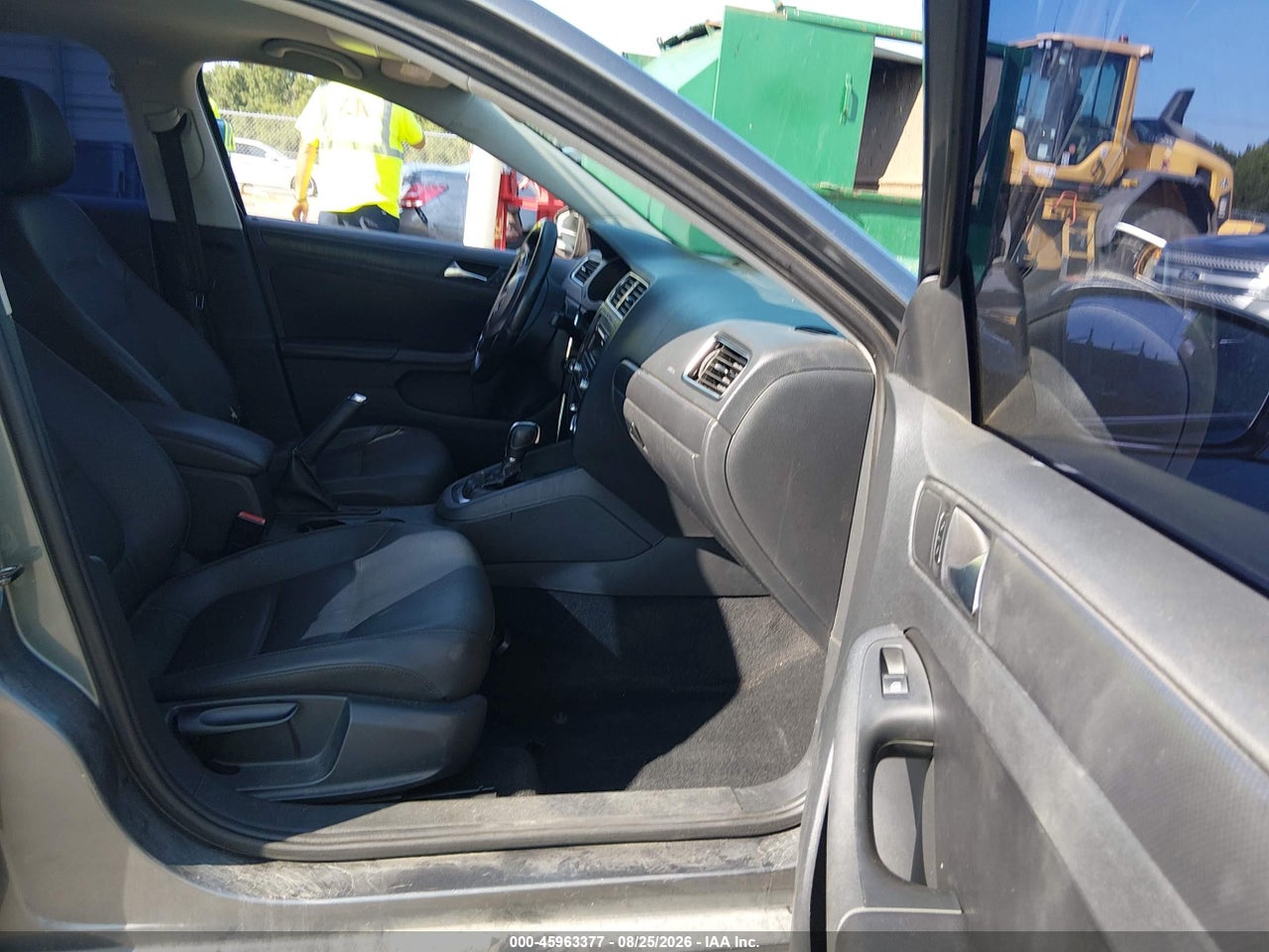 2012 VOLKSWAGEN JETTA 2.5L SE · 5/11