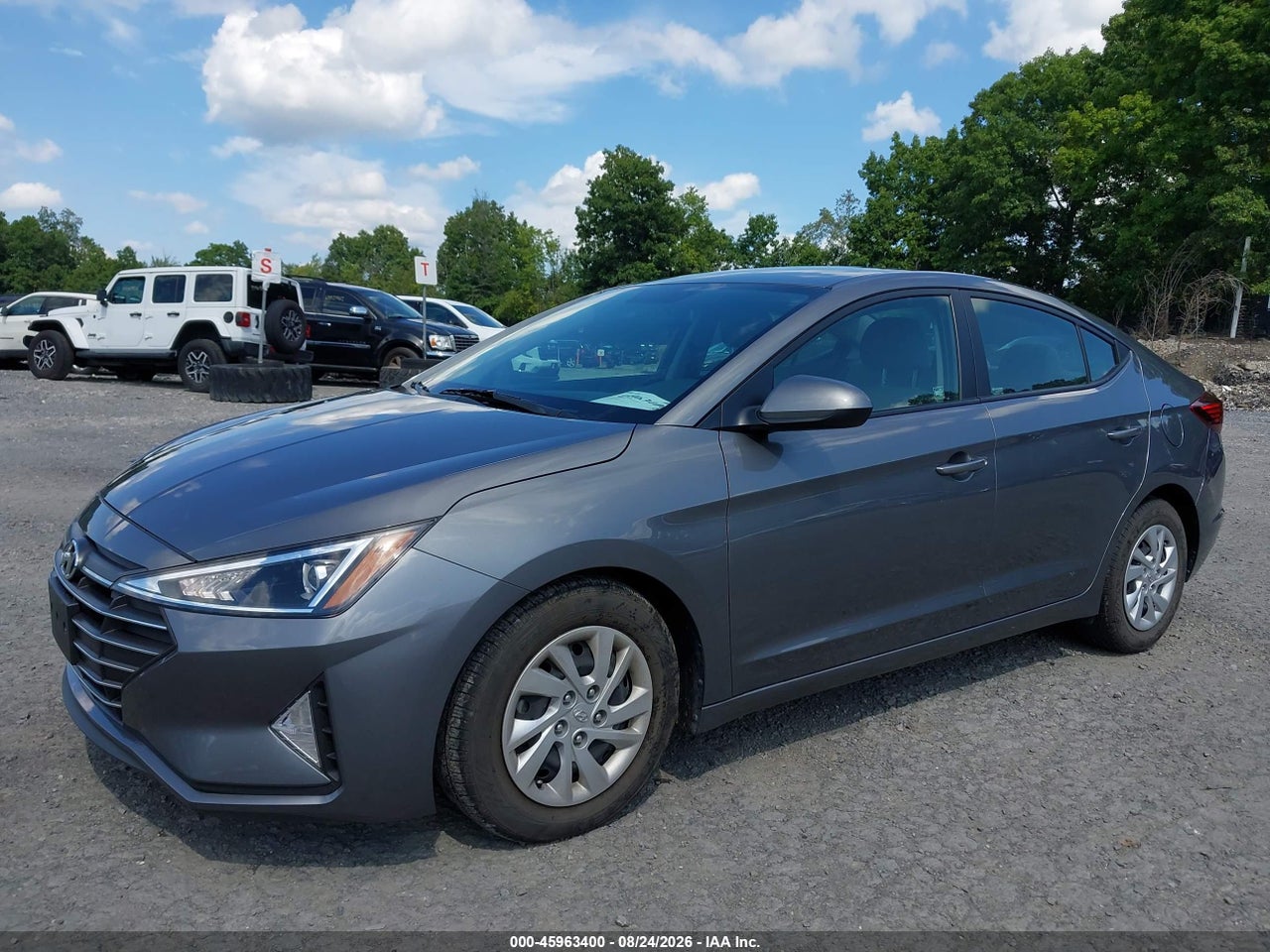 2019 HYUNDAI ELANTRA SE · 2/11