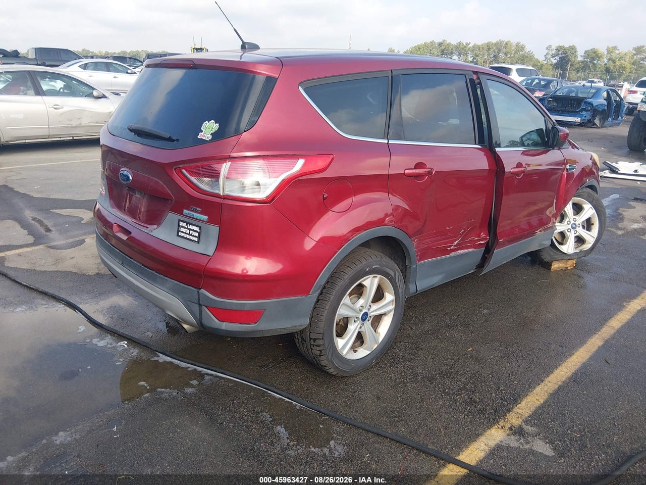 2016 FORD ESCAPE SE · 4/11